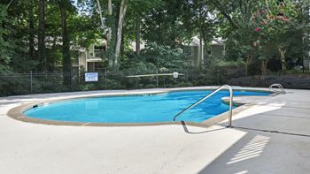 Pool at Waldan Pond Apartments, Acworth, 30102